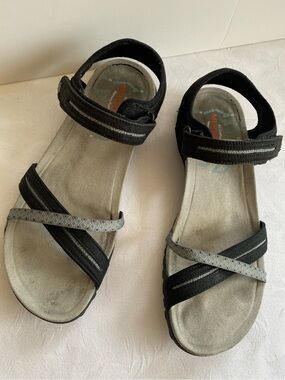 MERRELL Performance Footwear Sandals Size 10